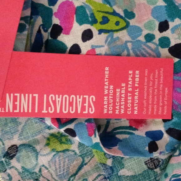 🆕 🌊HTF Lilly Pulitzer🌊 - Sea View Button Down - Picture 5 of 16